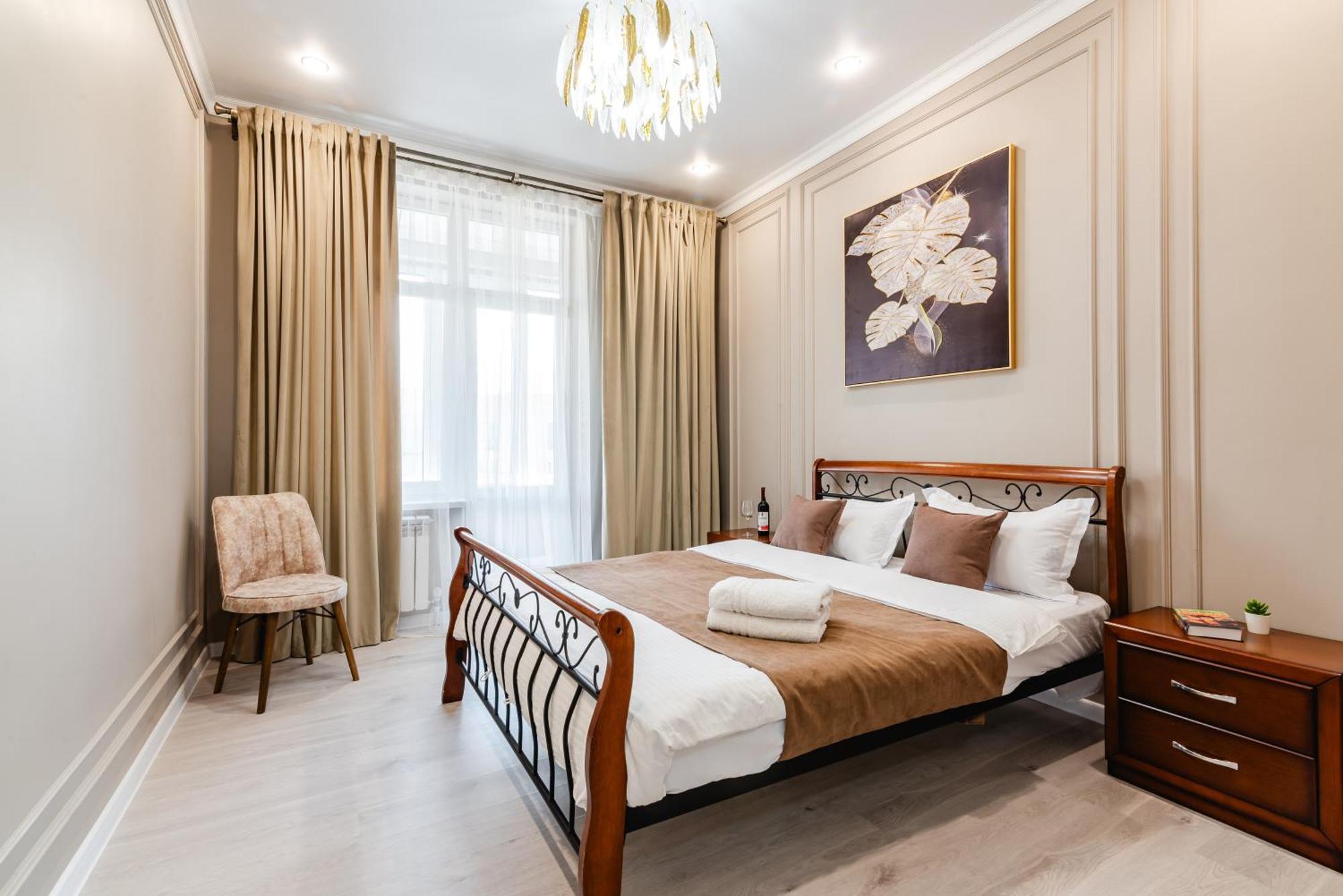 Five Business-Class Rooms In R-House Near Mega Center Almaty Ngoại thất bức ảnh